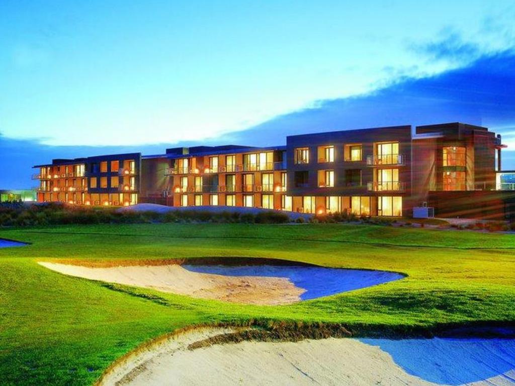 GreatGolfHotels's tweet photo. Peppers The Sands Resort Torquay, Victoria https://t.co/M1mNSkIRIa https://t.co/BWXem6uEFw