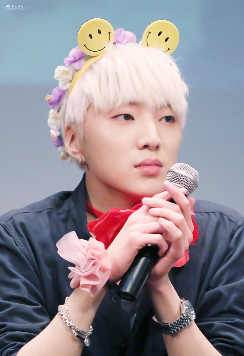 ksy_millkyway's tweet photo. 170415 상암 #WINNER #위너 #강승윤 https://t.co/vPN4eBs72n