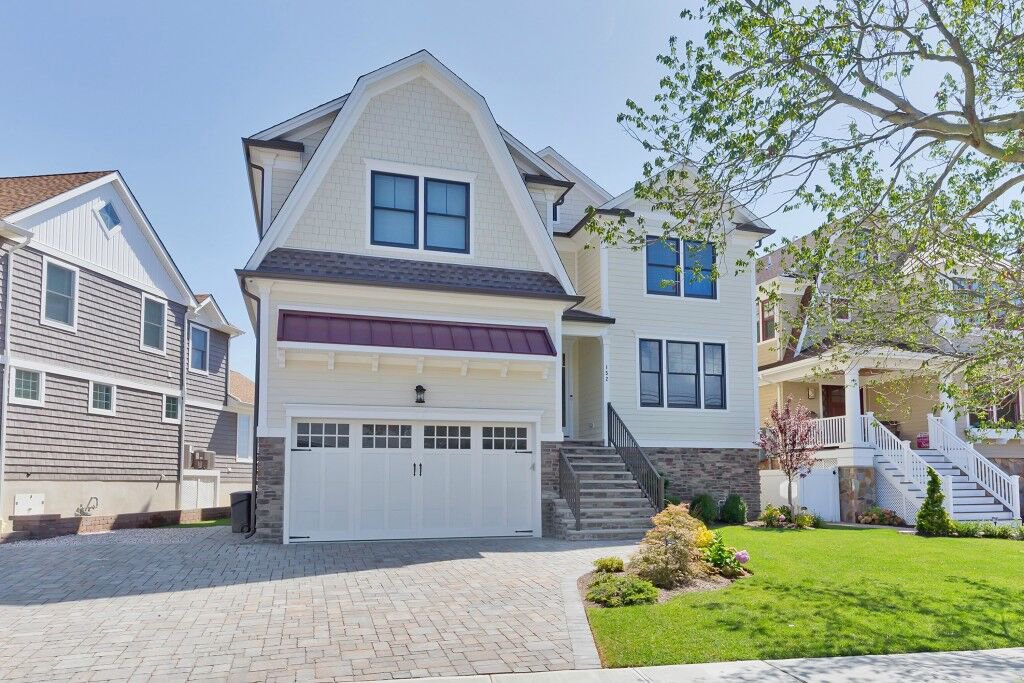 DonVillane's tweet image. Pack your bags and get to the POINT! A beach getaway done right 🌴

#Baltimoreave #pointpleasant #lakelouise #villanebuilding