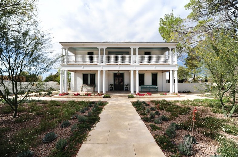 Reason 50 to #visitGageHotel: Captain Shepard House is great for the next family get-together.