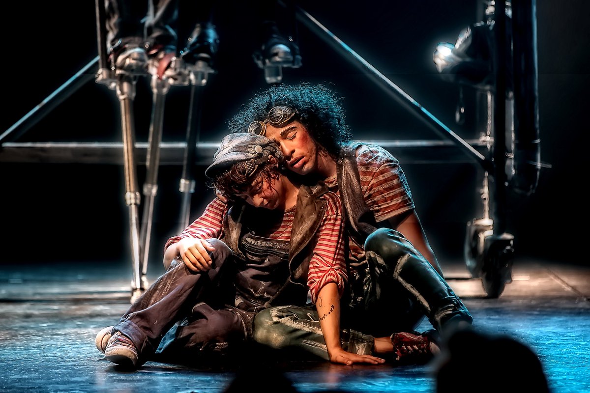 _PENTACION_'s tweet photo. #Tuberías, de #MaiRojasEscultoresdelAire y #TodoZancos. 19 de agosto en @AuditorioIEA #Águilas #Murcia 🎭 https://t.co/cUTeBSinhD