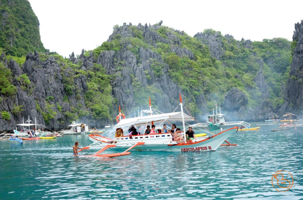 kimcabats's tweet photo. Probably the best island hopping experience in the Philippines #TuesdayTips https://t.co/rC4fYLKbq5 https://t.co/C436yW2CFu