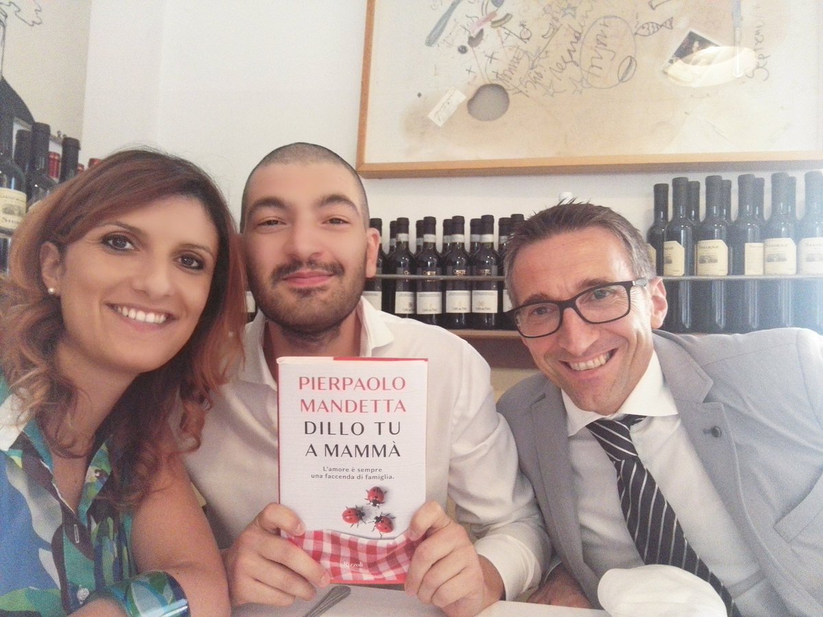 SabriCapozzolo's tweet photo. Siamo quasi pronti. Presentazione del libro "Dillo tu a Mammà" @PierpaoloMandy @MonicaCirinna @Montecitorio #RosarioCarione https://t.co/68z4fjMzbb