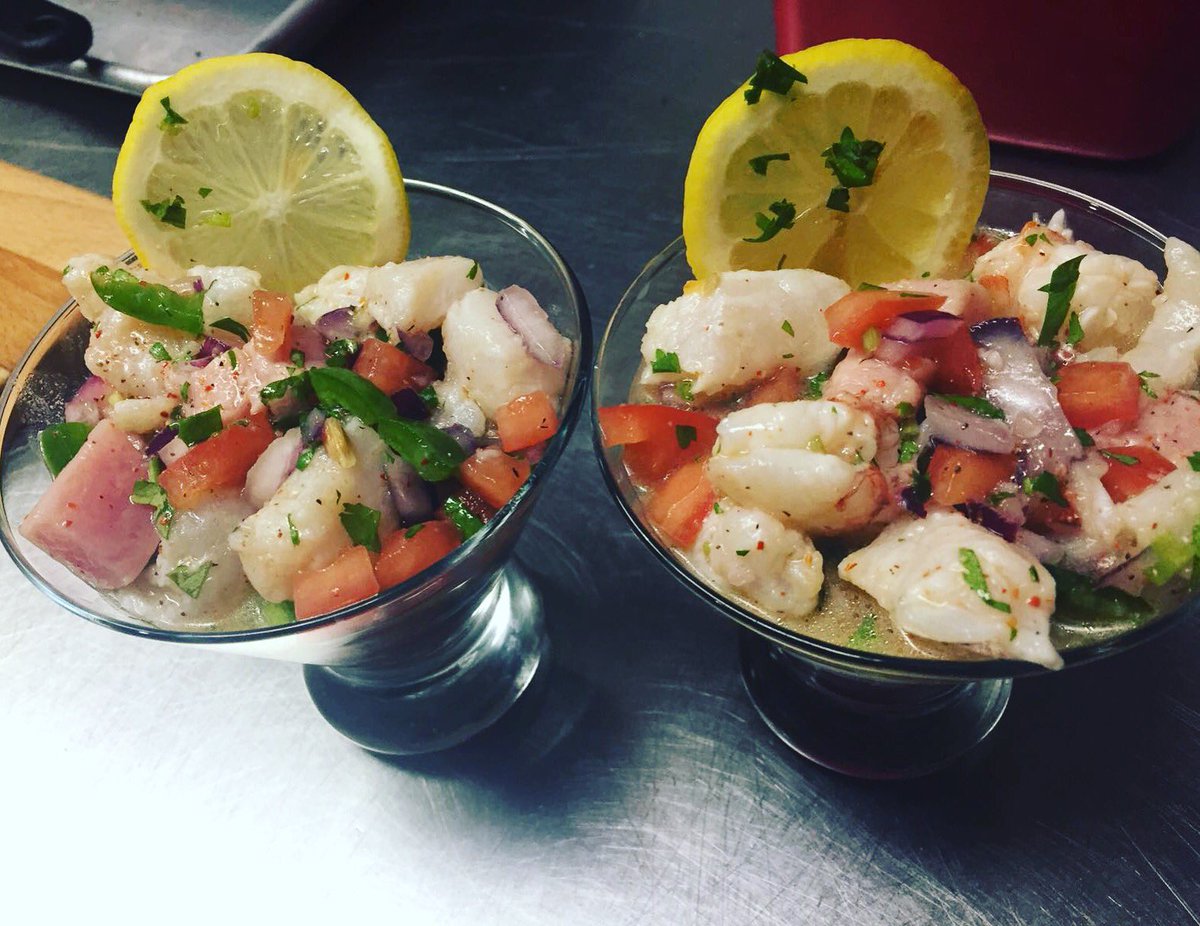 Stregagastropub's tweet photo. Disfrutar de una comida hecha con ingredientes frescos no tiene precio #miamibeach #eatlocal @MiamiBeachPages @tremendolio_ @Miami_Foodie https://t.co/I50fHH7TQL