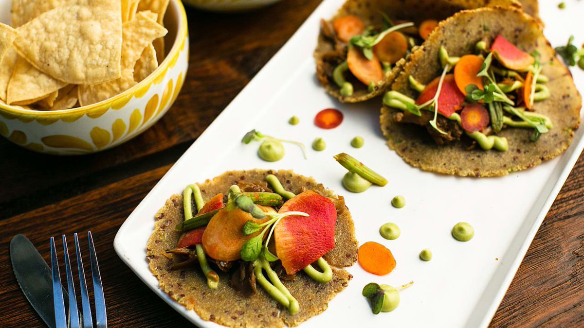 FastCompany's tweet photo. Google’s quest to develop a plant-based “power dish” more popular than meat https://t.co/rshfyZmsrY https://t.co/gQyH36h81k