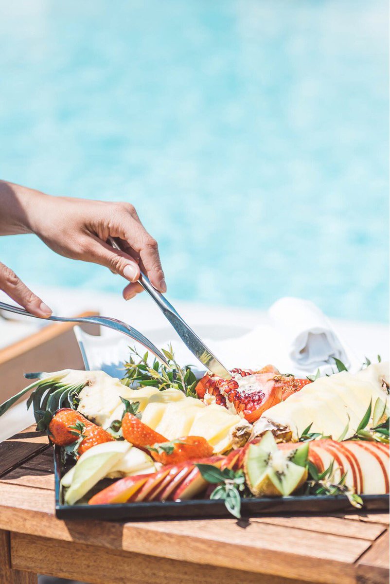 ostria_resort's tweet photo. Fruit salad by the pool is always a good idea!!! https://t.co/v04Pd5KXXT https://t.co/15LKFw5ZOw