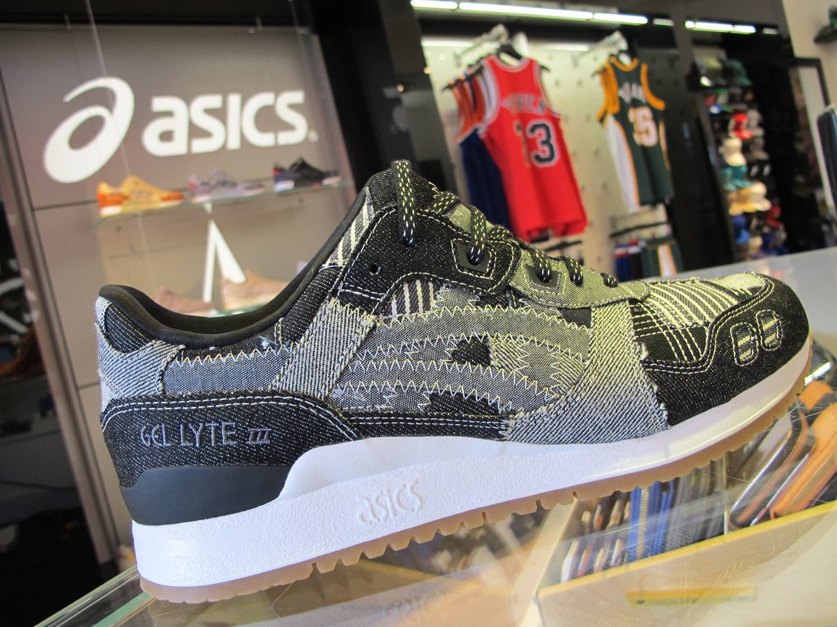 TheEditionStore's tweet photo. "#Ranru Pack" from @ASICSTigerUSA is available at our #Kendall location. #theeditionboutique https://t.co/WPPXh2Nm8J