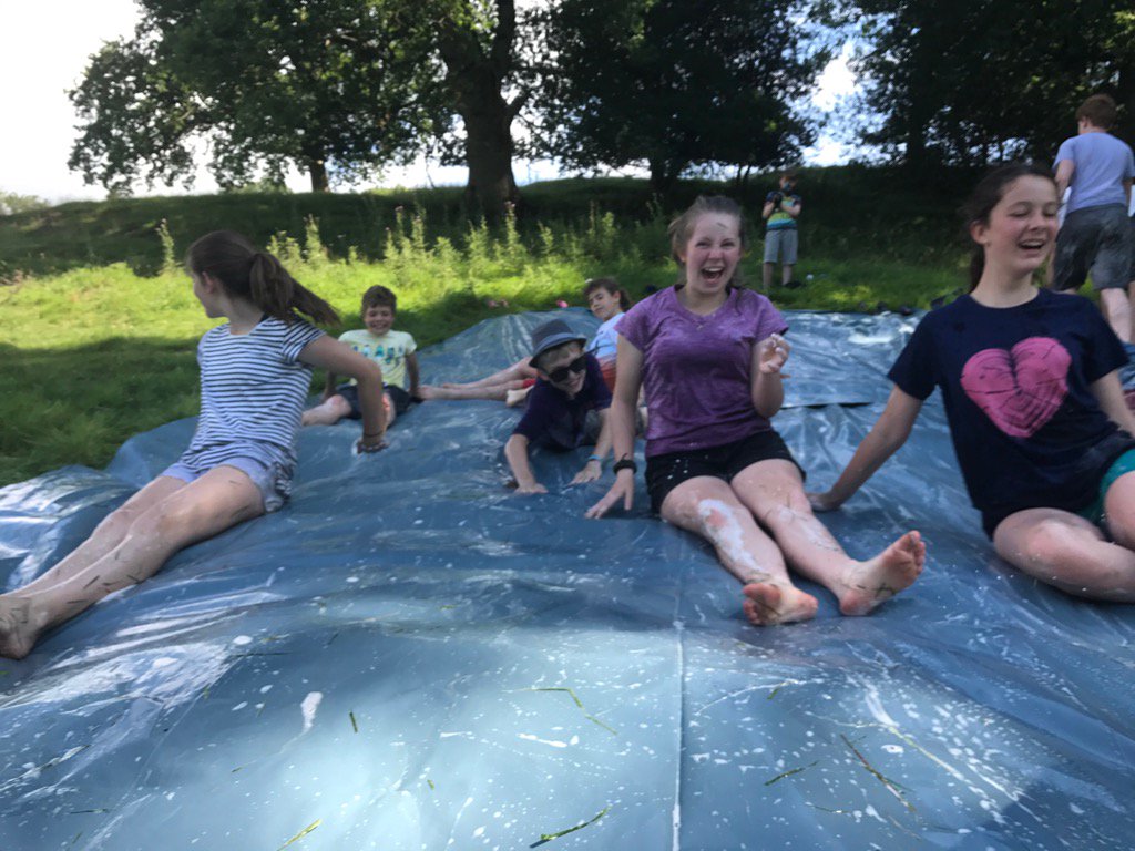 KinetonScouts's tweet photo. Cooling down with a slip and slide 🌊 https://t.co/VRhubEaKv5