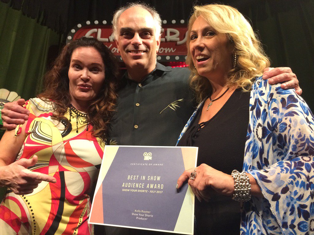 amylloyd5's tweet photo. "Happy Hour" winning audience award at Shortz festival. Great night of 10 smart, funny movies.
#chickswhomakeflicks https://t.co/vPB3Pf6yxh