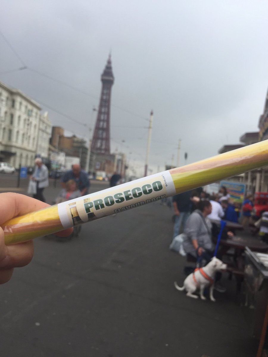 hollie_days's tweet photo. Present from @KoralLipton #wheninblackpool https://t.co/5RQLf2hbwV