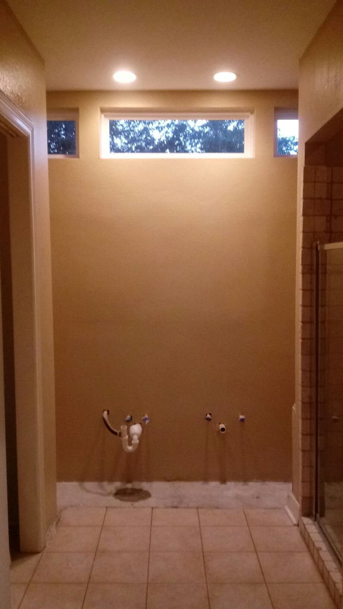 UniqueMaintena2's tweet photo. Renovations!!! before and after #walls #homeideas #investors #spring #wioodlands #kingwood #fortbendcounty https://t.co/YxpXckpRrQ