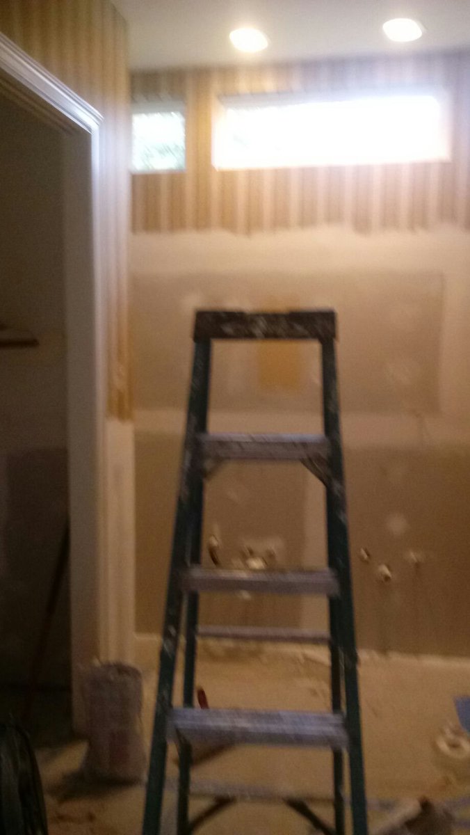 UniqueMaintena2's tweet photo. Renovations!!! before and after #walls #homeideas #investors #spring #wioodlands #kingwood #fortbendcounty https://t.co/YxpXckpRrQ
