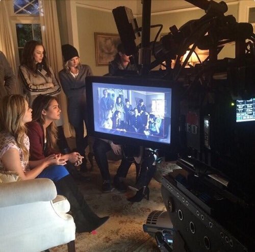 sof_emison's tweet image. BABES ! 
#emison #PrettyLittleLiars #emisonspinoff