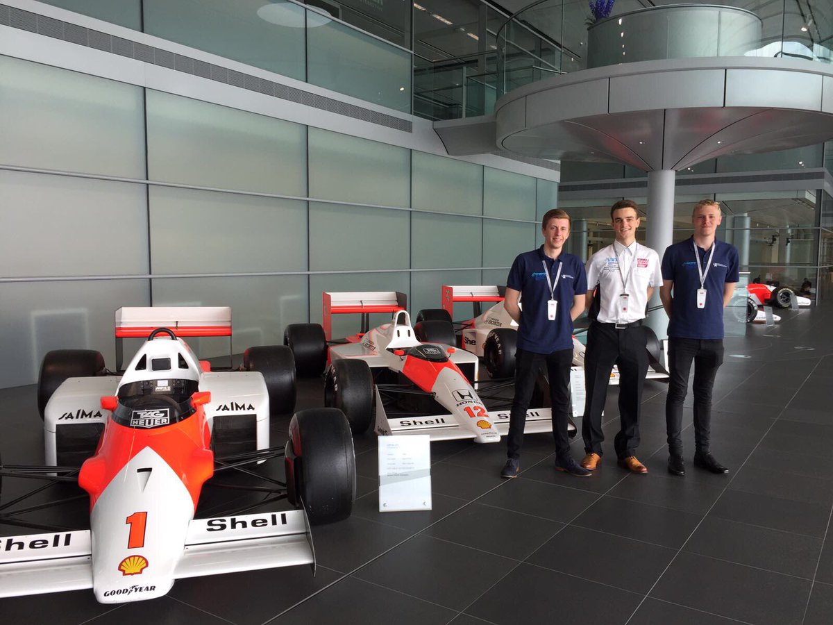 UWRacing's tweet image. Massive thanks to @SantanderGP for inviting our students to the McLaren Technology Centre, an incredible opportunity! #FS2017 #SantanderUK
