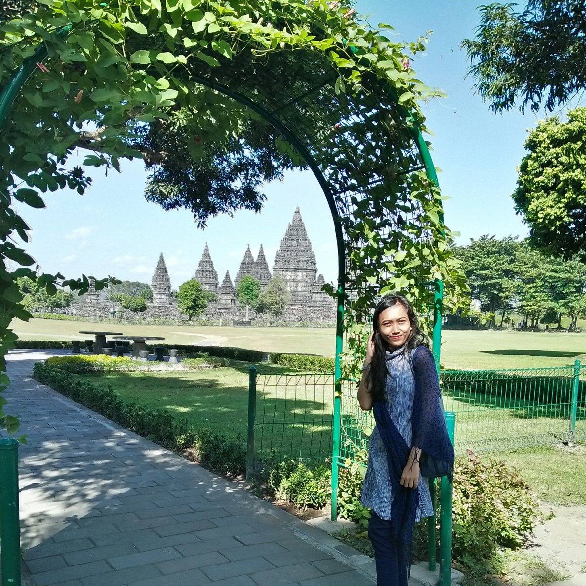 mellashine's tweet photo. #FotoProfilBaru https://t.co/fq9Ujnci00