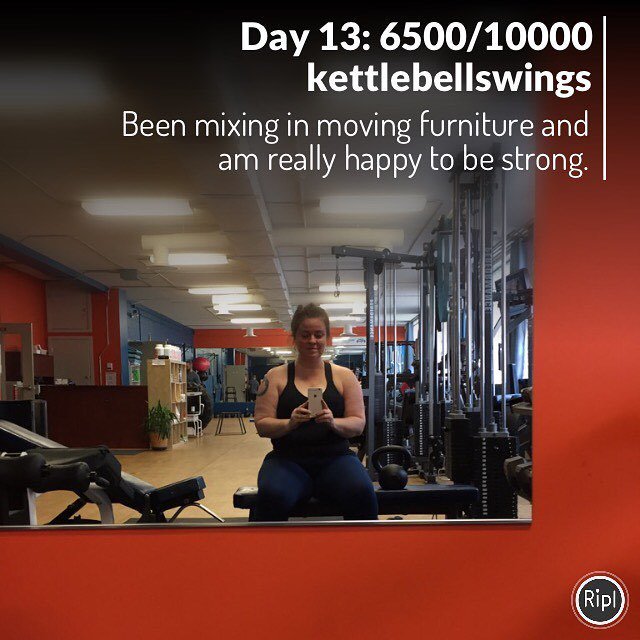CommAndrea613's tweet photo. Day 13: 6500/10000 #kettlebellswings #challenge Even after moving furniture all weekend I had energy for #kettlebe… https://t.co/LW51pZ9Ee4 https://t.co/h2rAmibXTP