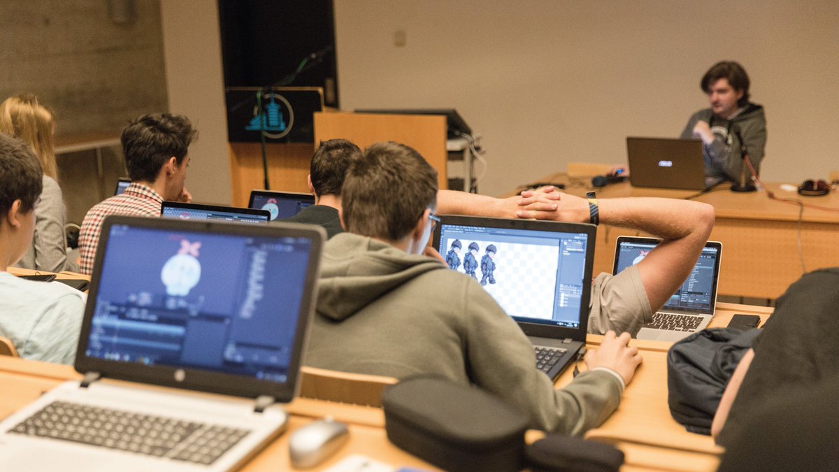 Swissgamecenter's tweet photo. Tuesday #GameArt keeps going at #sga17 with an 2D Animation and Spine workshop. By @kpeclet #SwissGames @EsotericSoft https://t.co/6iX1NTChjz