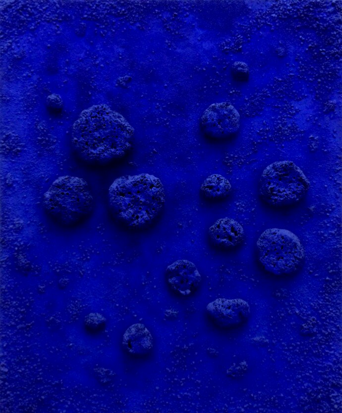 nikenemo's tweet image. Yves Klein 1960 #yvesklein