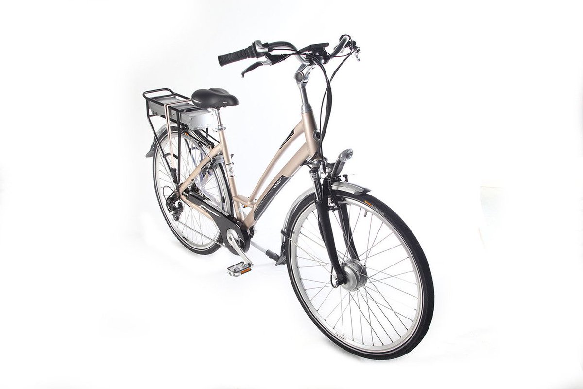 PriveleaseNL's tweet photo. Met regen #fietsen? nou nee... Of toch wel met deze snelle elektrische fiets?! https://t.co/X0ZWQytij5 #Privelease #Amslod https://t.co/KjFV6pJs9G