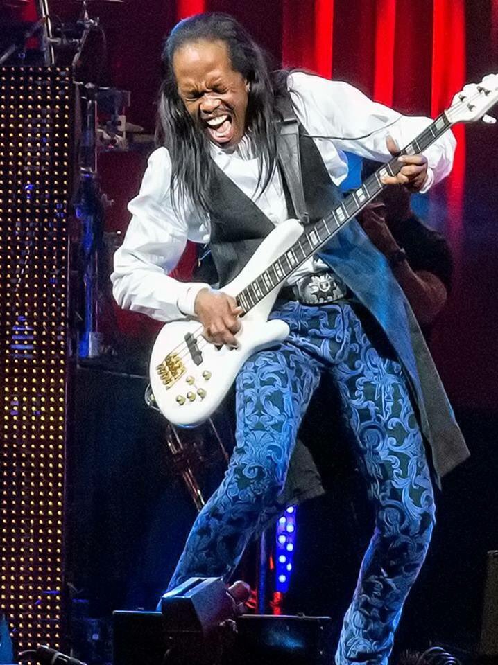 Happy 66th birthday Verdine White !! 