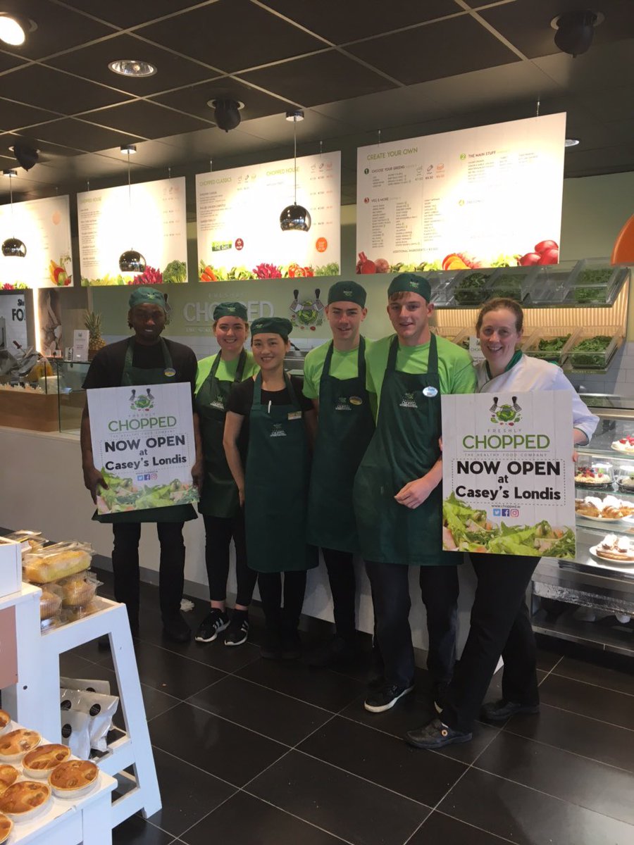 CaseysGroup's tweet image. Chopped is now officially open here at Caseys Londis Castlebar from 8am 🎉🎊 #Chopped #FreshlyChopped #CastlebarGetsChopped