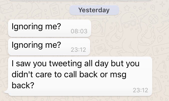 swatieyz's tweet photo. This twitter will take away all my real friends one day π
#amiaddicted?
#guiltyascharged https://t.co/ywCt36Ynpt