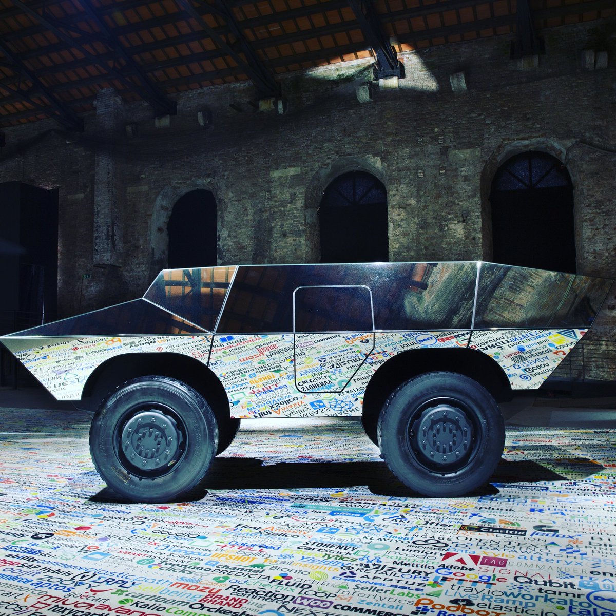 rissschmidt's tweet photo. #rsvp #curatortour #hyperpavilion #venice book niw https://t.co/kBsf9TSgX1