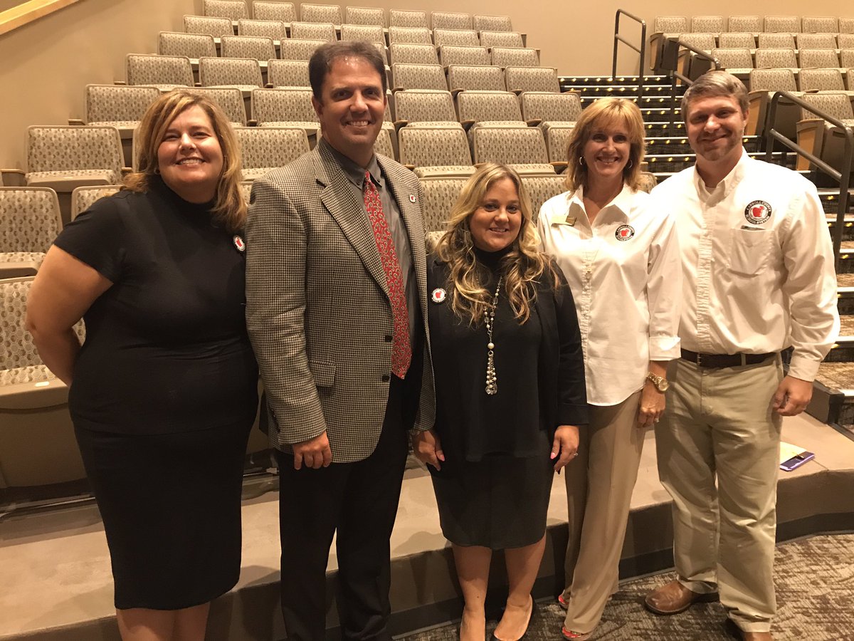 scottkcowart44's tweet photo. Day two of the Carroll County Teacher Induction Program starts with a bang!!!!
#24STRONG https://t.co/ljTKMQPOCg