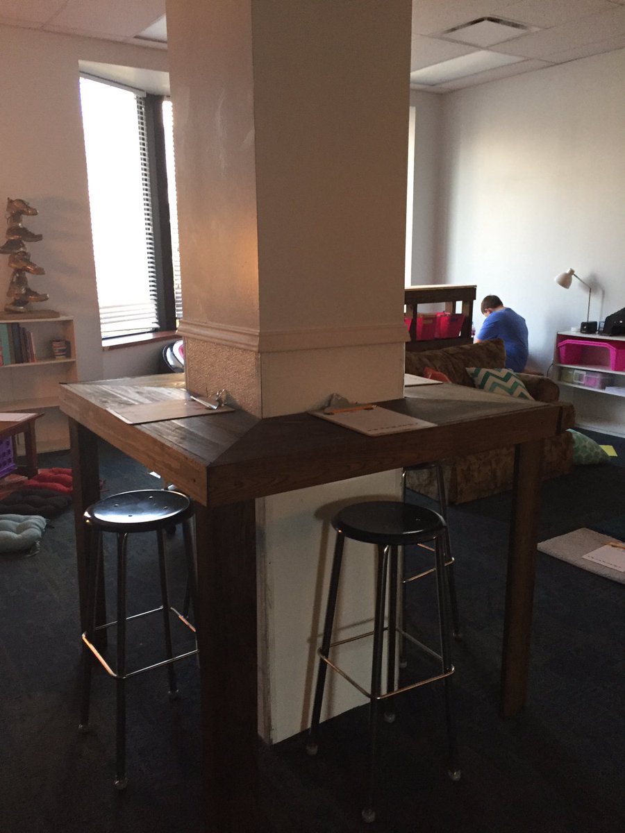 eStemDaily5's tweet photo. Every class room K-6 now offers an authentic room environment with flexible seating! 10th year @ eStem is going to ROCK! https://t.co/9hQozk3Ty6