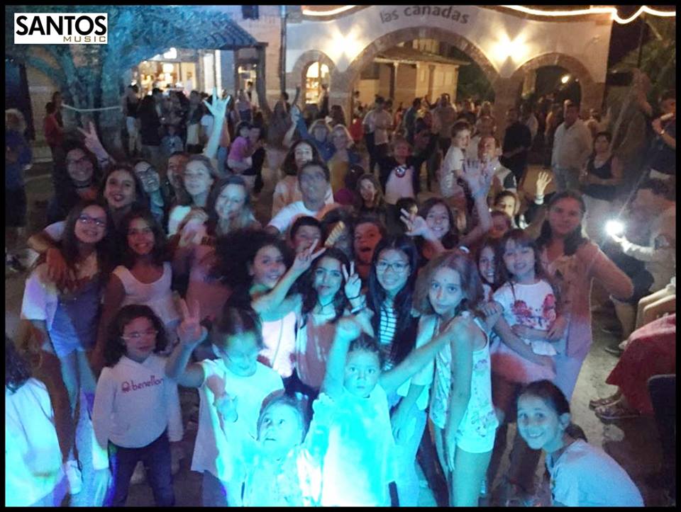 ¡Ni te imaginas lo bien que lo pasamos con la fiesta de Santos <a href="/SANTOSMUSICDJS/">SANTOS MUSIC</a> en Las Cañadas Complejo Turístico! ¿Y tú cuándo te unes?