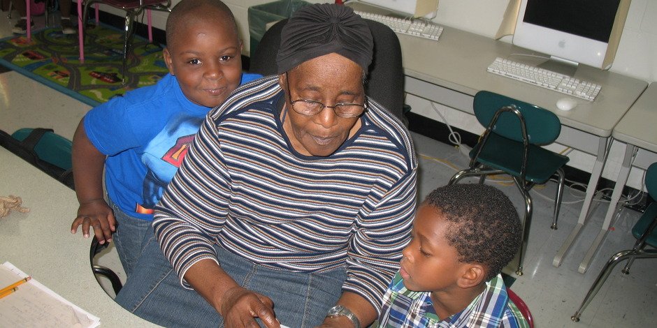 AwesomeTally's tweet photo. Excited to award our July $1,000 grant to Elder Care Services/Senior Volunteer Programs Summer Literacy Camp!  https://t.co/nSARYwwo5Q https://t.co/b5A83ENfR2