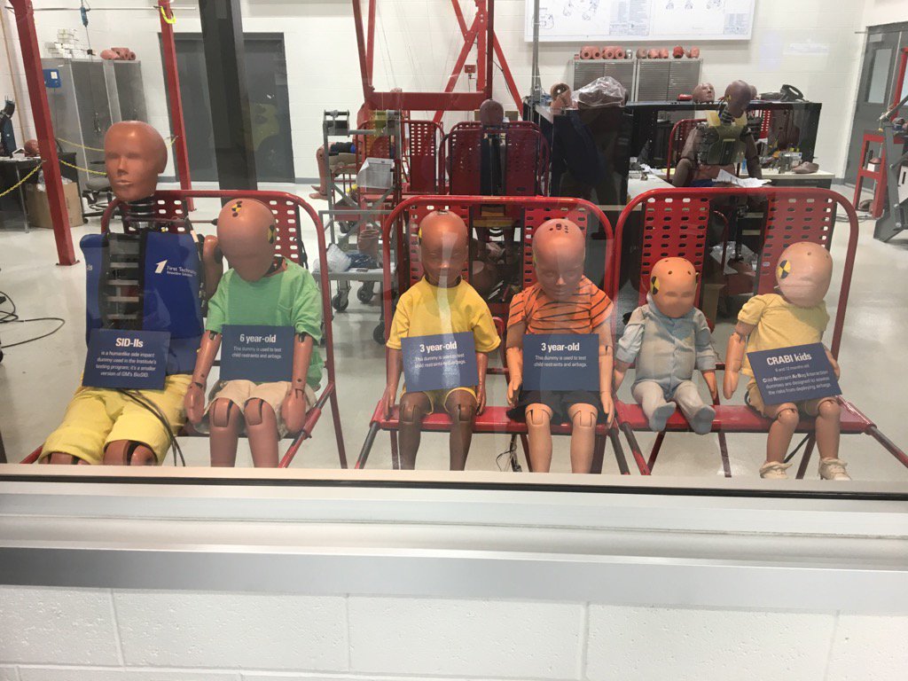 ErinNAMIC's tweet photo. @IIHS_autosafety saves lives w/superior science on child safety devices. Honored to see it at #futureofautosummit https://t.co/pOA9PUaldY