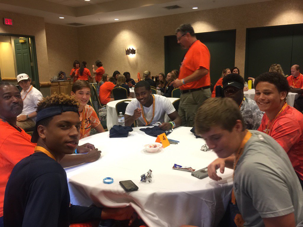 decarliscps's tweet photo. @NSWolverineHS Leaders represent on the court, the field, and in the classroom. #LeadershipCon https://t.co/E48PSarhvb