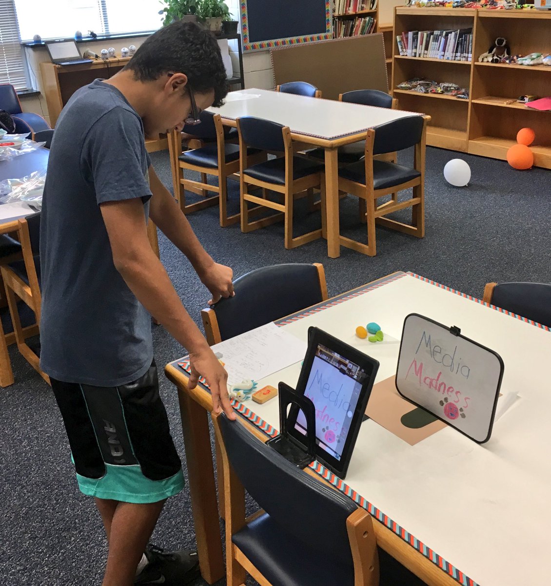 KMeyering's tweet photo. Students are starting to take pictures for their stop-motion videos! #AnimationCamp #fcstweets https://t.co/7dfJzVlGCC