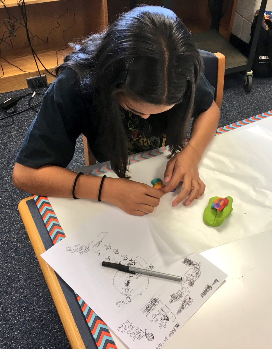 KMeyering's tweet photo. Students are starting to take pictures for their stop-motion videos! #AnimationCamp #fcstweets https://t.co/7dfJzVlGCC