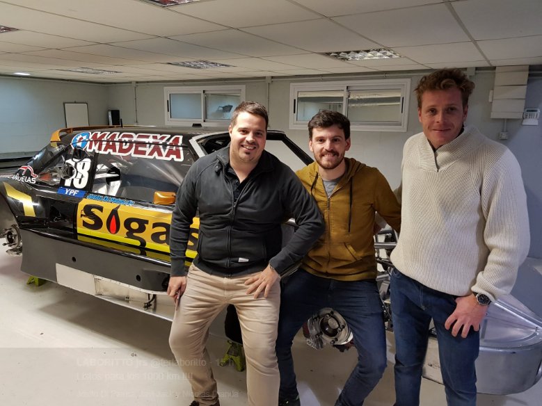 📸Continúan las pruebas de butacas para el #TC80BSAS.

👉<a href="/jositoooooo/">Josito Di Palma</a>, <a href="/javijackTC/">Javi Jack</a> y <a href="/NicoDianda/">Nicolas Dianda</a> ya palpitan la carrera del Siglo.