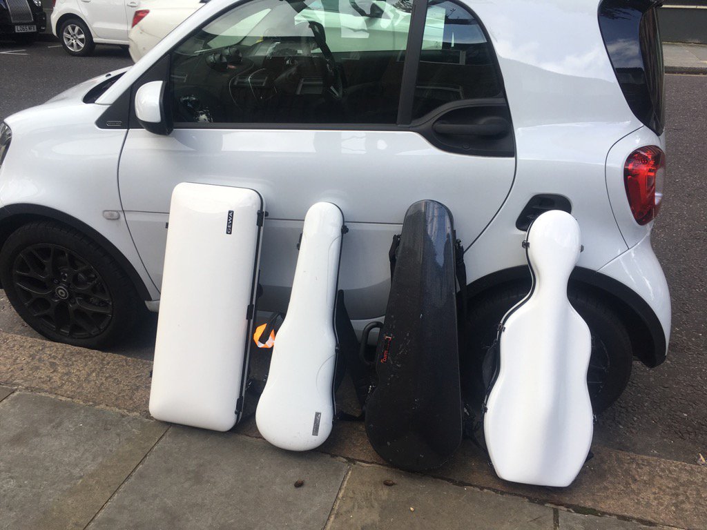 hillfetz's tweet image. Great cars for about town but... 🤔😳@tom_player #MultiTracking #Smart