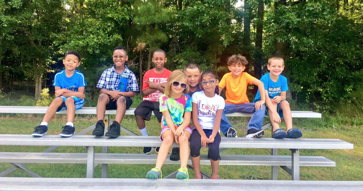 CCPSTeacher's tweet photo. #YCSDSummerAcademy Field Day Fun! #YCSD17 https://t.co/inA666XgJg