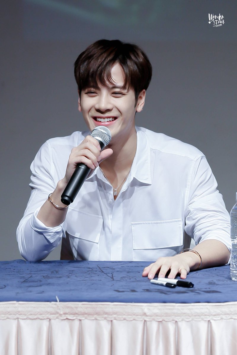 vrone_hh16's tweet photo. I vote #JacksonWang of #got7 @GOT7Official for #100mosthandsomefaces2017 #tccandler @tccandler https://t.co/IDKAAfsdt9