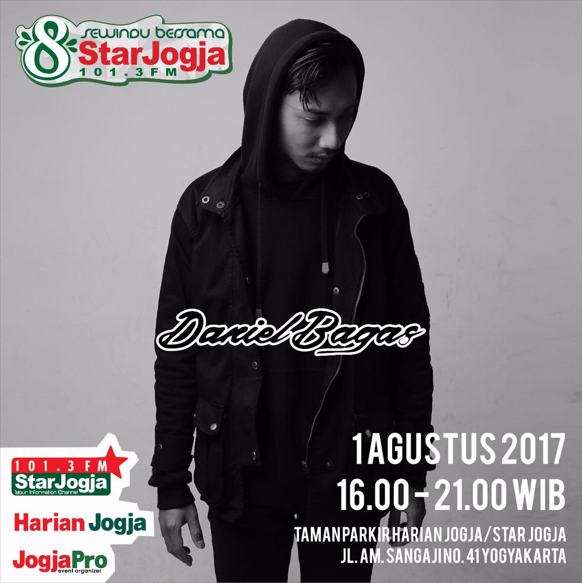 starjogja's tweet photo. 1/8/2017 #SewinduStarJogja Menampilkan @jonoterbakar @olski_ @sriplecit @boardingroom @SungaiYk Illona ATSP &amp; Daniel Bagas https://t.co/jbxvG7BWrL