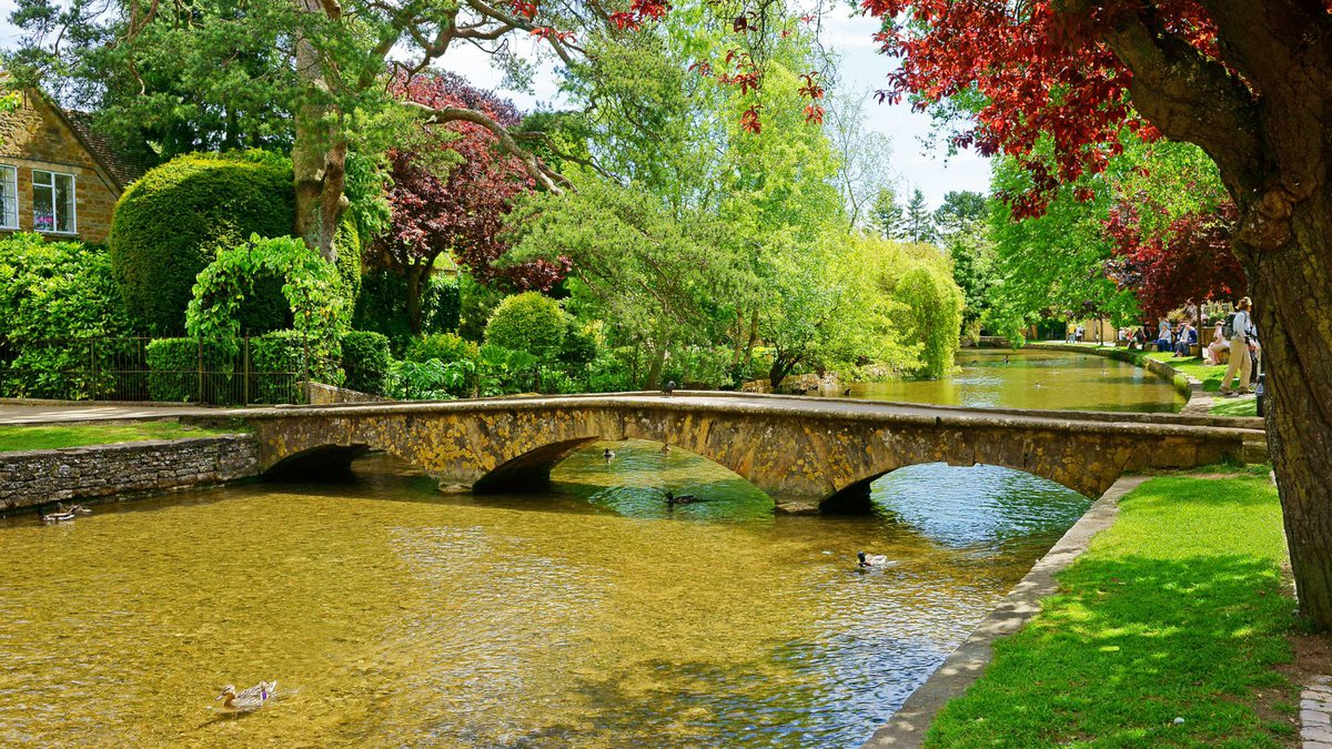 bizzbuzzboomapp's tweet photo. #TravelTuesday: 10 reasons why the Cotswolds should be your next weekend getaway
https://t.co/bgZUT05x3L https://t.co/wJZYz8WnM7