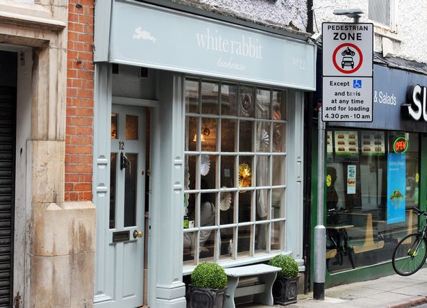 EG_Editor's tweet photo. White Rabbit Teahouse in Hounds Gate is closing - but will re-open as a new veggie/vegan cafe https://t.co/N8voFZiINM
by @LynettePinchess https://t.co/gq1Gz1CNBm