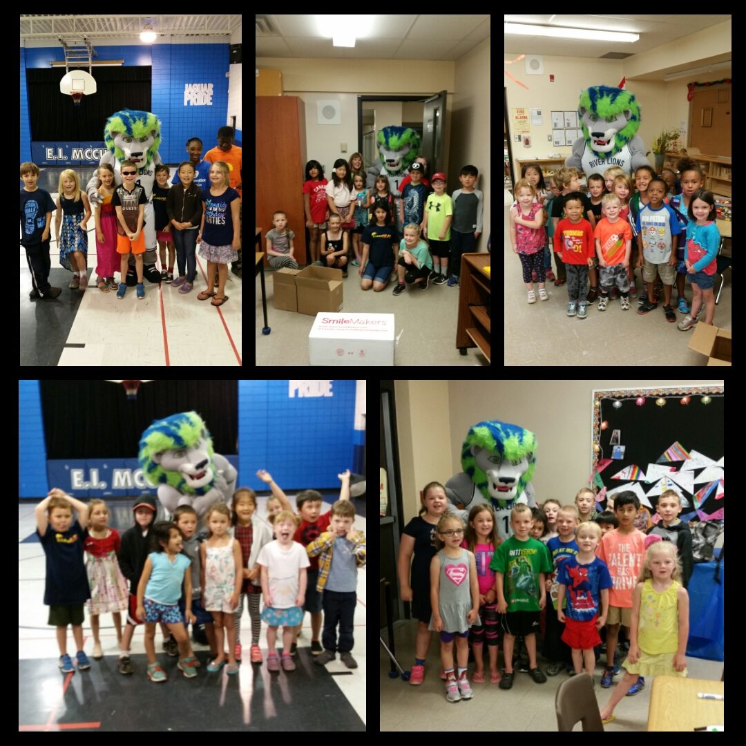 SummerHEATConn's tweet photo. E.I McCulley #SummerHEAT thanks 'Dunkin' from @RiverLions for stopping by and giving high fives and smiles! @DSBNSummerHEAT #Niagara https://t.co/xP6AARMHLH