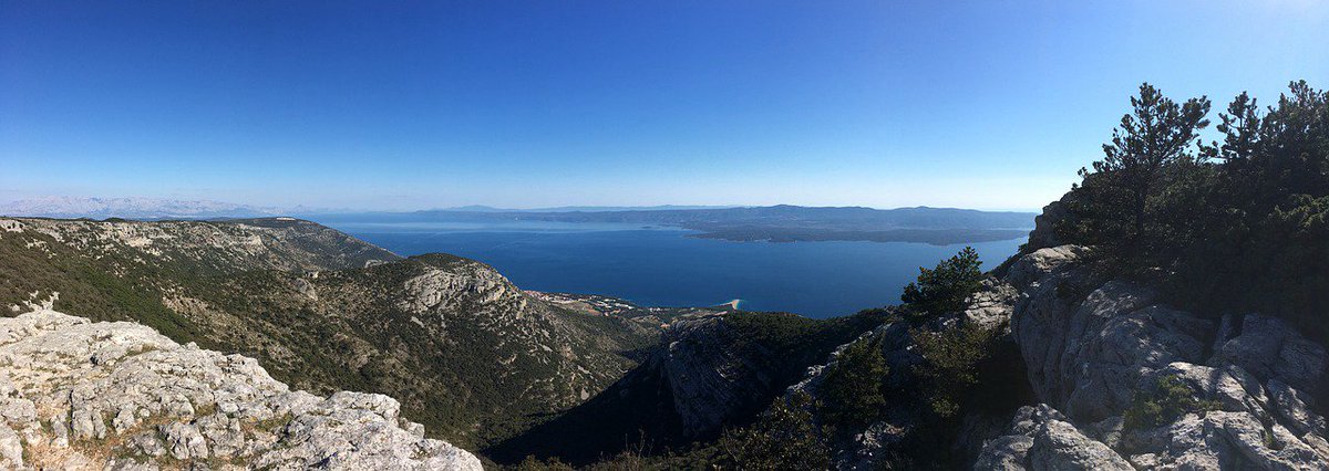 adriatic_blue's tweet photo. @WhiteHouse @VisitBrac  https://t.co/F2uAb6msNQ