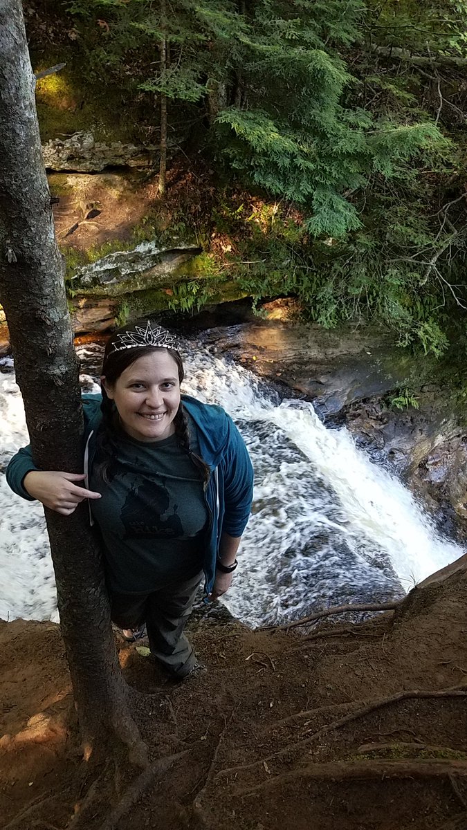 Leetlestar's tweet photo. #ISparkleWhileIHike #ChapelFalls 
Thank you for the shirt, @SeraphineTins!! https://t.co/Jm7NCpoxTV