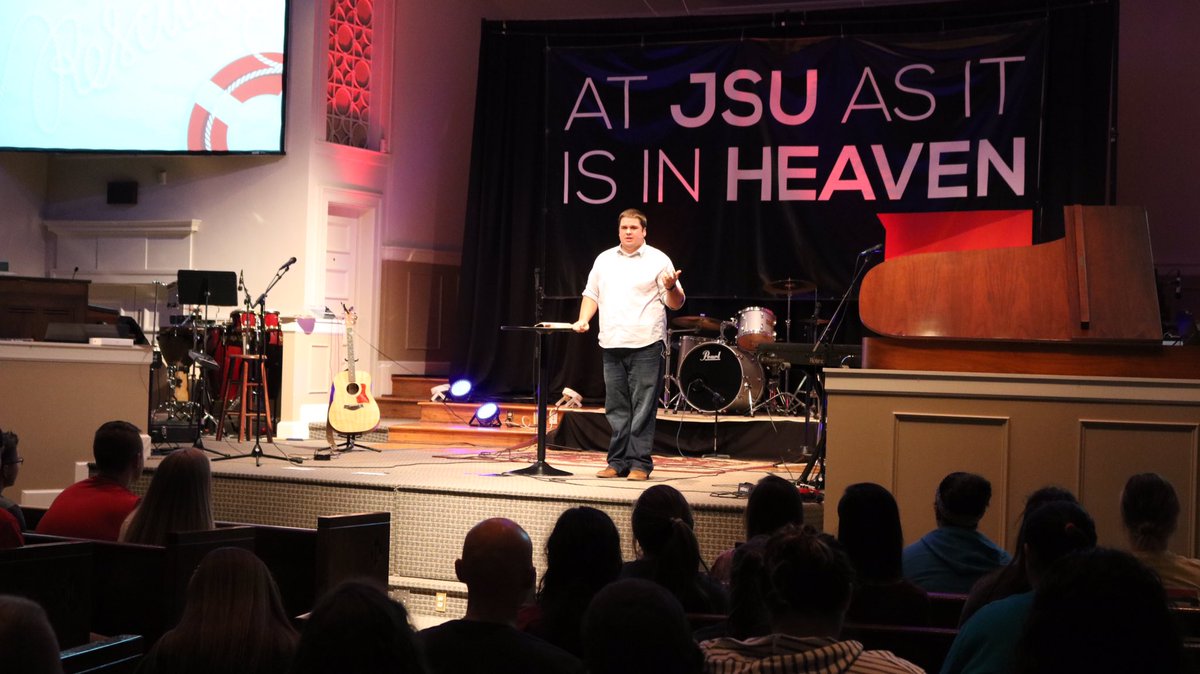 engageJSU's tweet photo. What a great time wrapping up our Summer Engages last night! Big thanks to @ZacScantron for sharing his story of being rescued! See you 8/28 https://t.co/mkjdsYLJTN