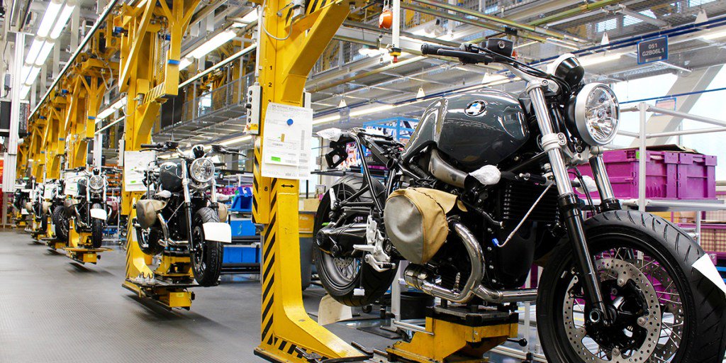 UniversalRiders's tweet image. Our Road Trips : this week BMW Motorrad Center in Berlin universalriders.travel.blog/2017/07/25/our…