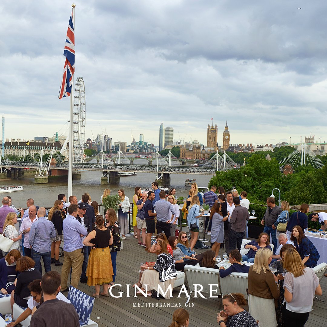 GinMare's tweet photo. Oh shoot! #MedRooftops London edition is over. Don’t forget to tag yourself & your friends in our photos! #GinMare https://t.co/2tETaOJhO1