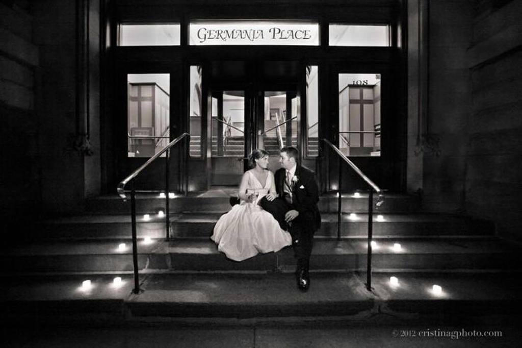 GermaniaPlace's tweet photo. This Wedding Couple was able to step away from the wedding for a few minutes to capture this great photo on the st… https://t.co/TjbSUdIENP https://t.co/d3fPrmC5MS