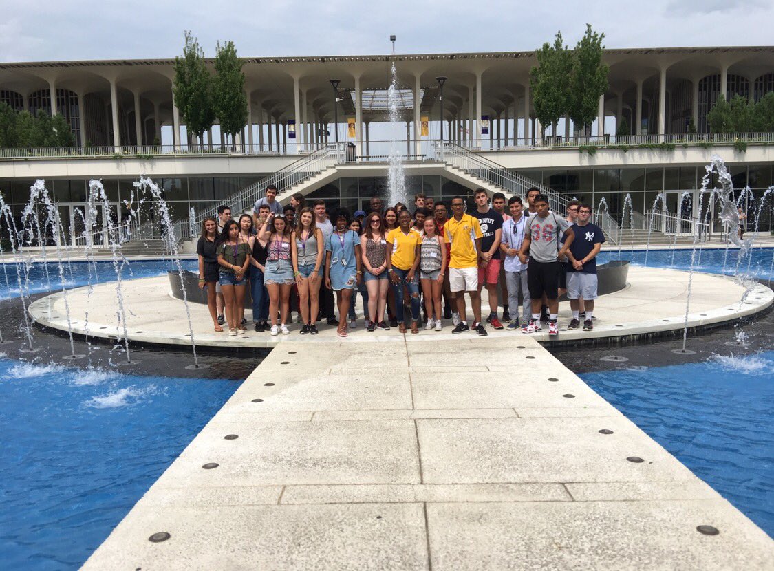 OL_BettyD's tweet photo. Freshman Orientation Conference 7️⃣💜💛 https://t.co/JYGLdddB3s